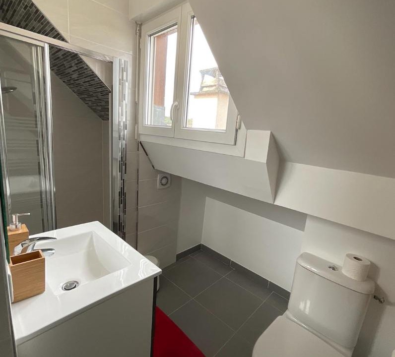 Photo of Bathroom in Maisons-Laffitte