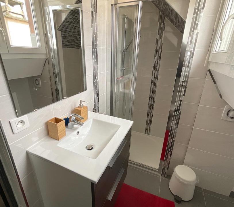 Photo of Bathroom in Maisons-Laffitte