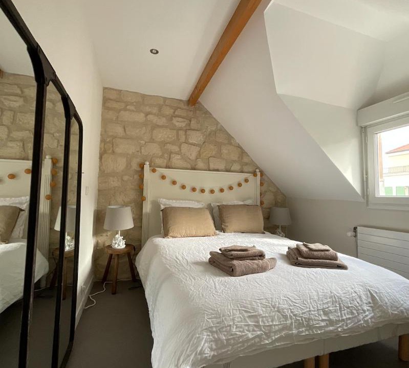 Photo of Bedroom in Maisons-Laffitte