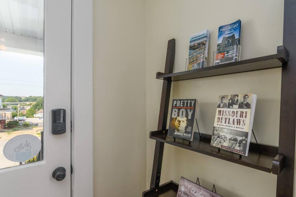 Photo of Others in Jefferson City