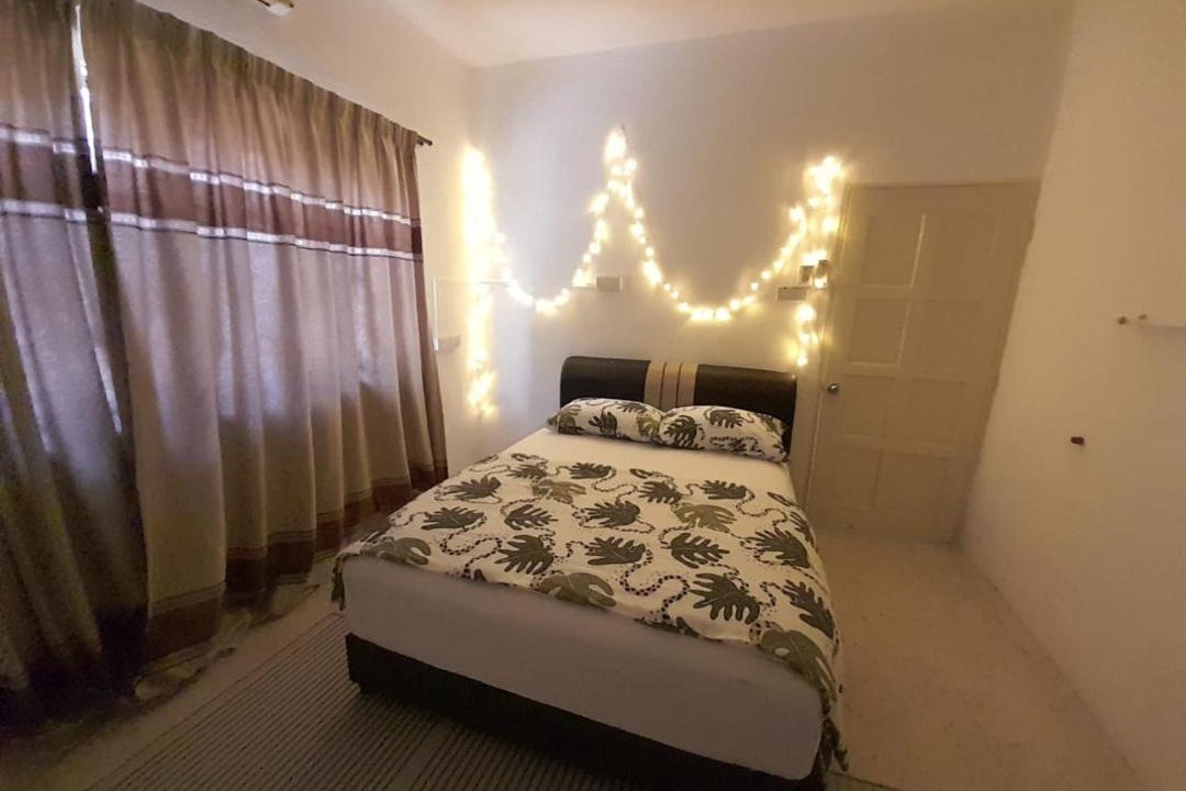 Photo of Bedroom in Asam Kumbang