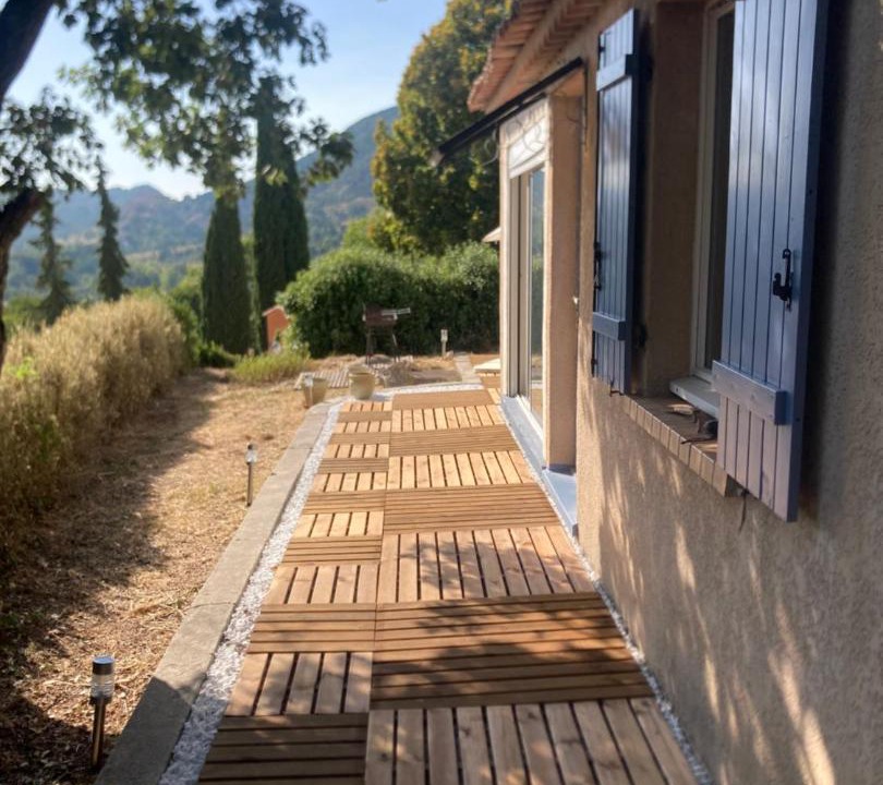 Photo of Buildings in Coursegoules