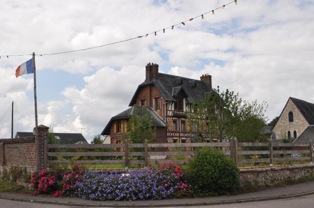 Photo of Buildings in La Haye-de-Routot