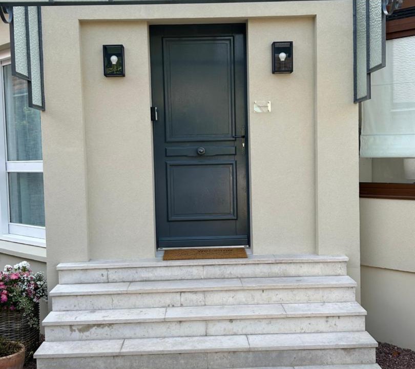 Photo of Others in Luisant