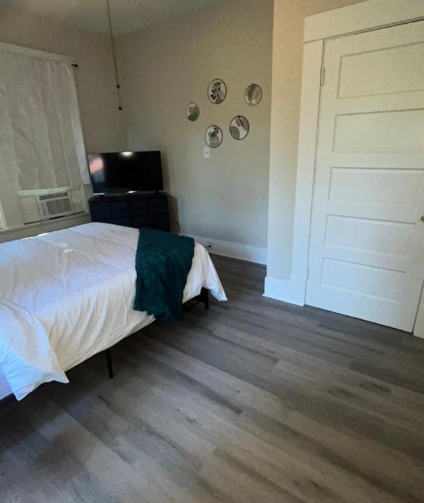 Photo of Bedroom in Highland Historic District