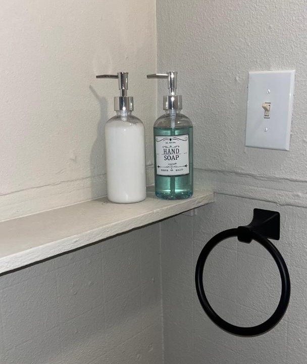 Photo of Bathroom in Highland Historic District