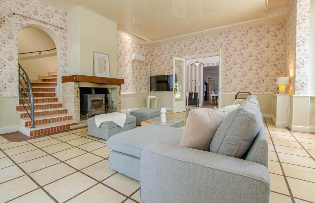 Photo of Others in Montieramey