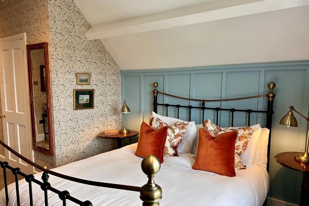 Photo of Others in Wollerton