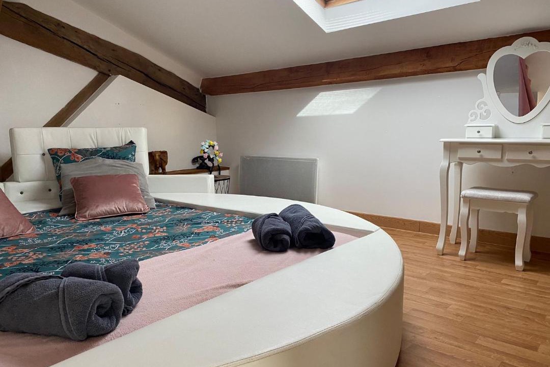 Photo of Bedroom in Socourt