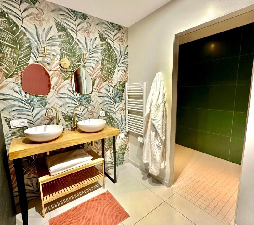 Photo of Bathroom in Talmont-Saint-Hilaire