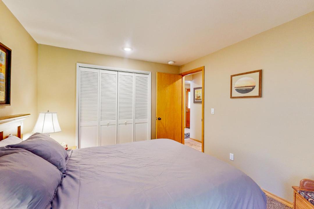 Photo of Bedroom in Brinnon
