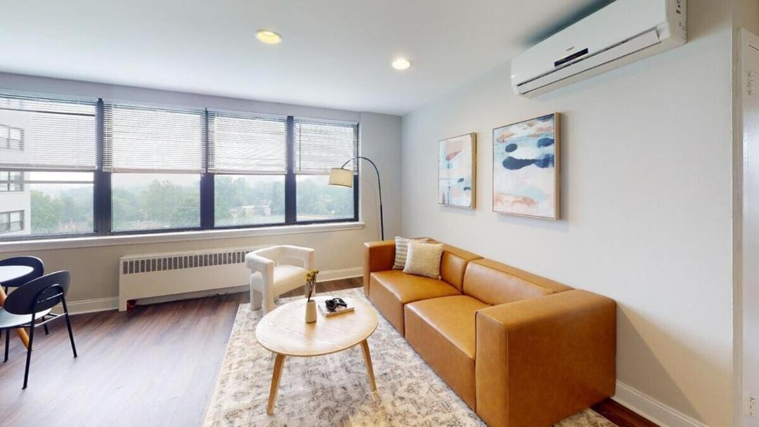 Photo of Livingroom in East Falls