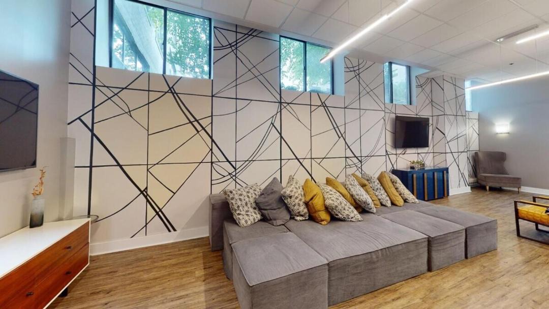 Photo of Livingroom in East Falls