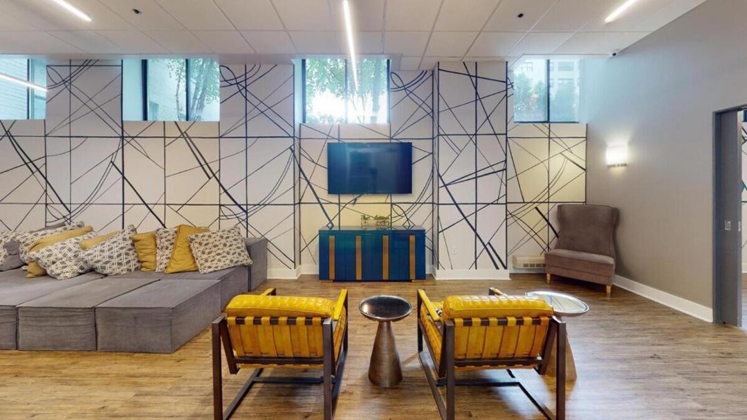 Photo of Livingroom in East Falls