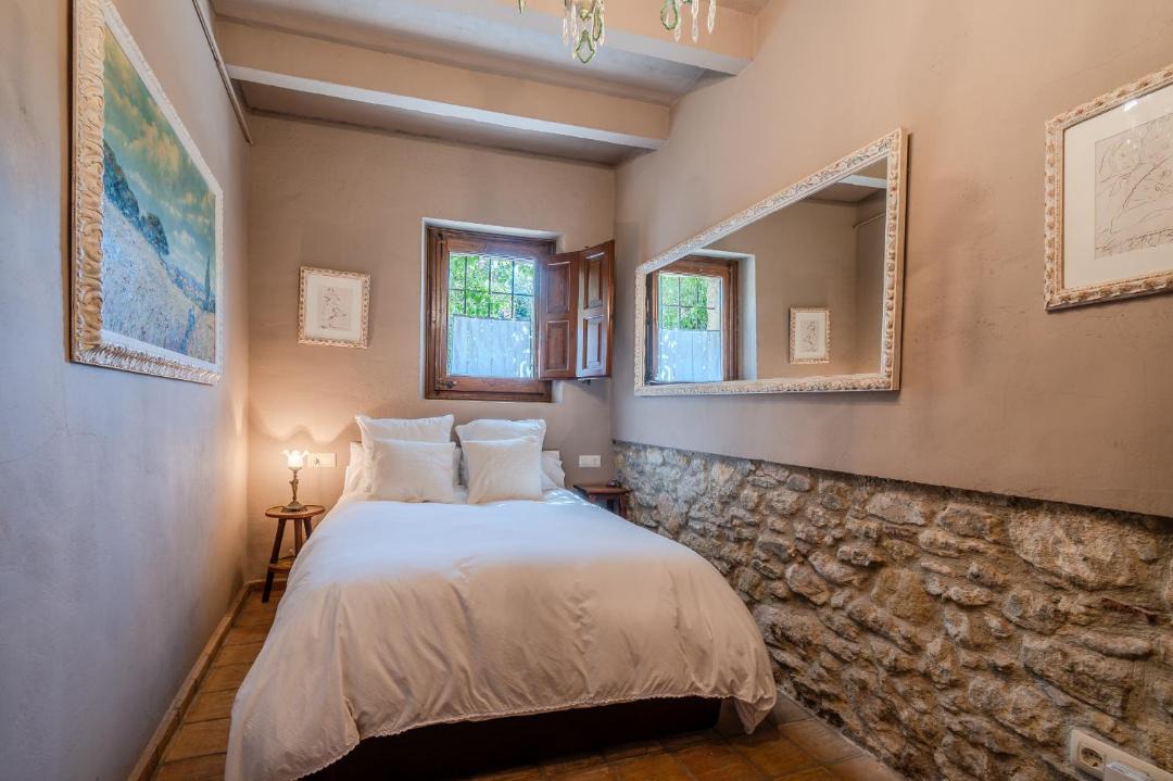 Photo of Bedroom in Vulpellac