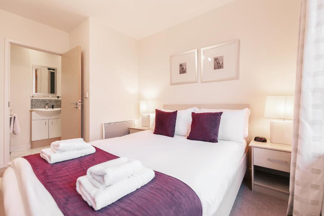 Photo of Bedroom in Woking