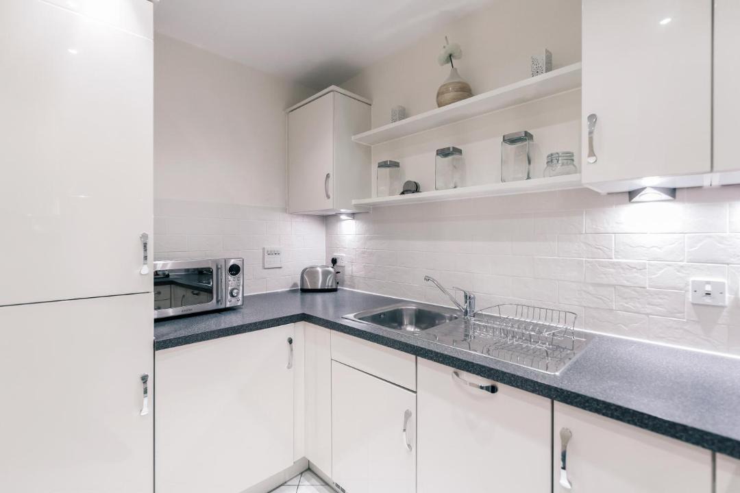 Photo of Kitchen in Woking