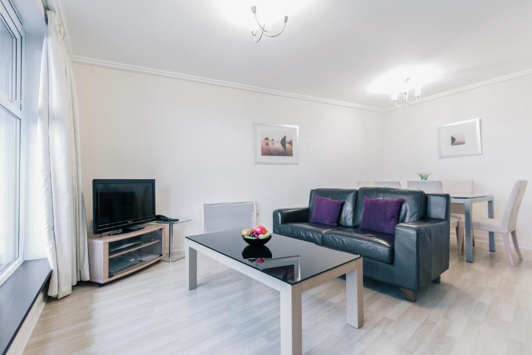Photo of Livingroom in Woking