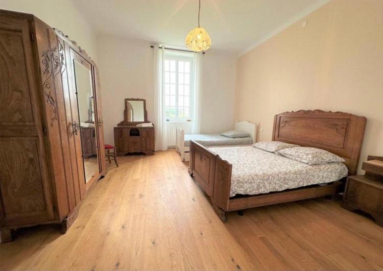 Photo of Bedroom in Hinx