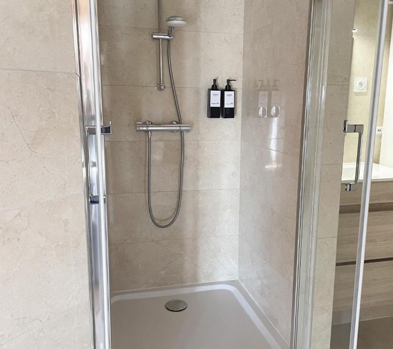 Photo of Bathroom in Montbrison