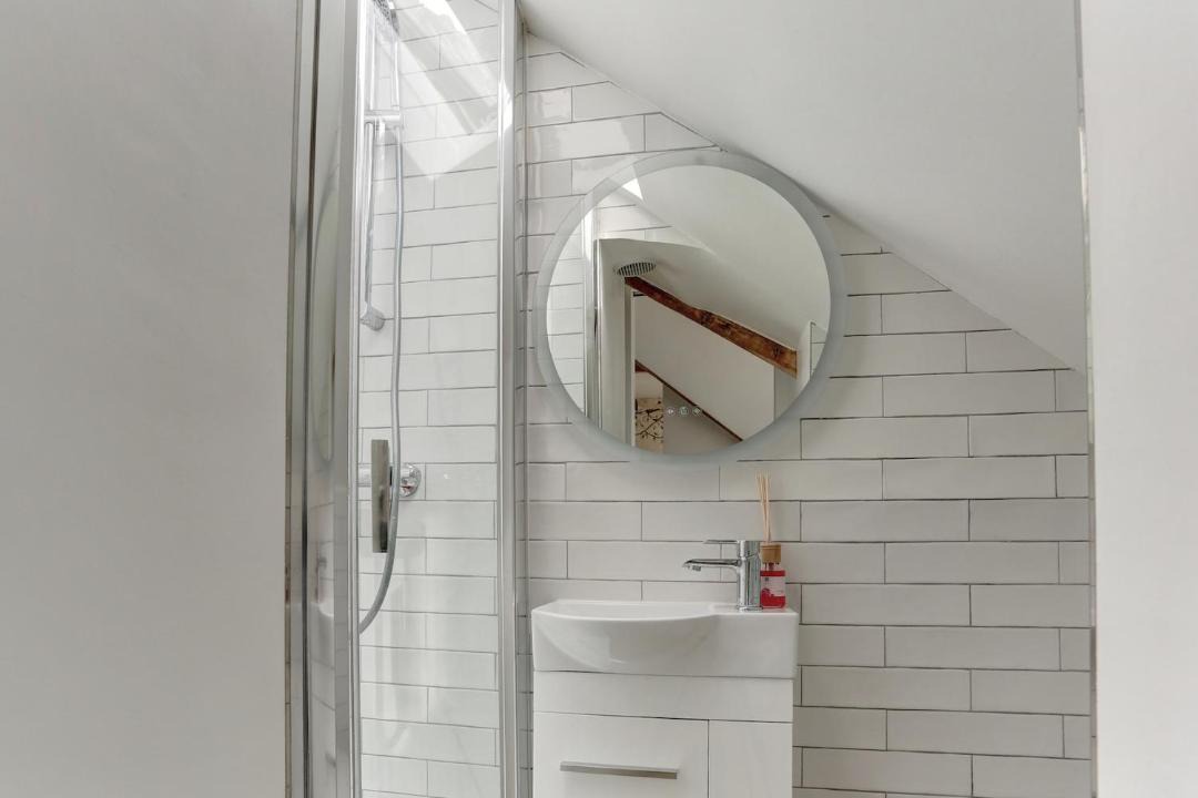 Photo of Bathroom in Vanves