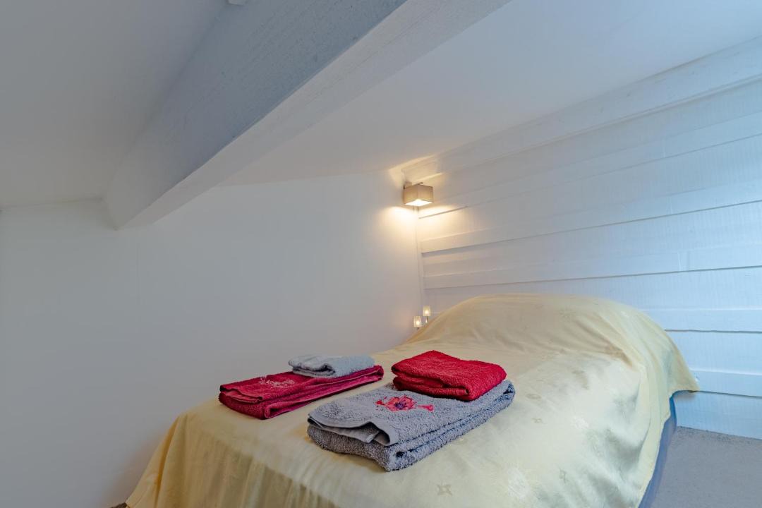 Photo of Others in Saint-Romain-la-Virvee