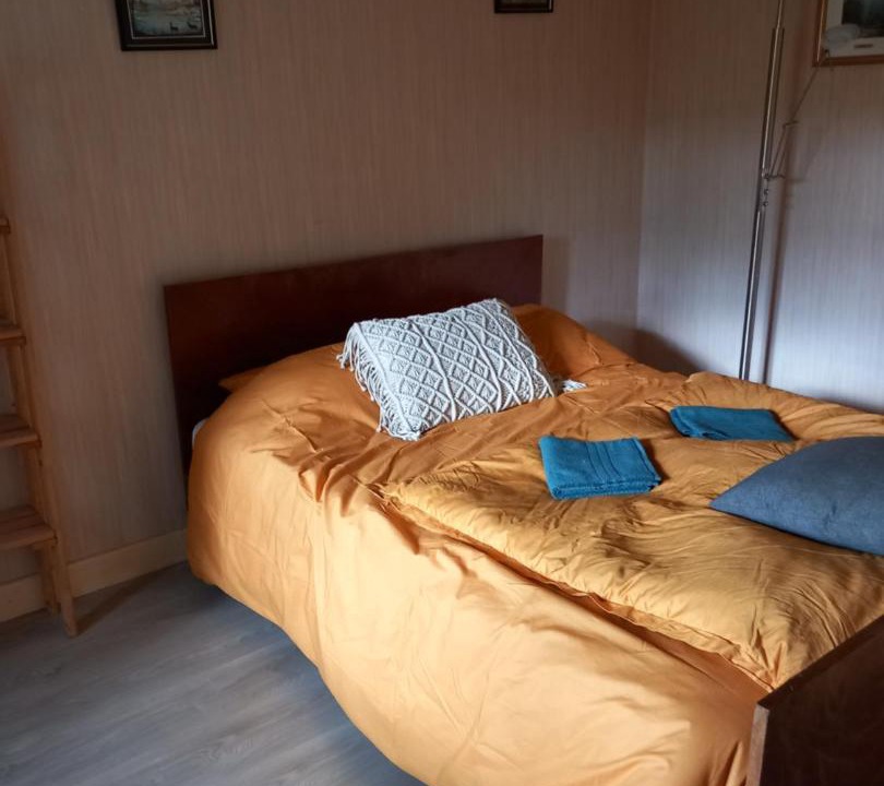 Photo of Bedroom in Saint-Goussaud