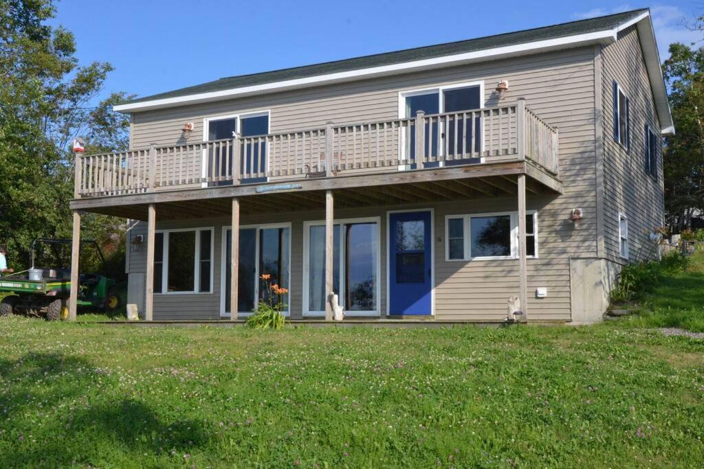 Photo of Others in Eastport