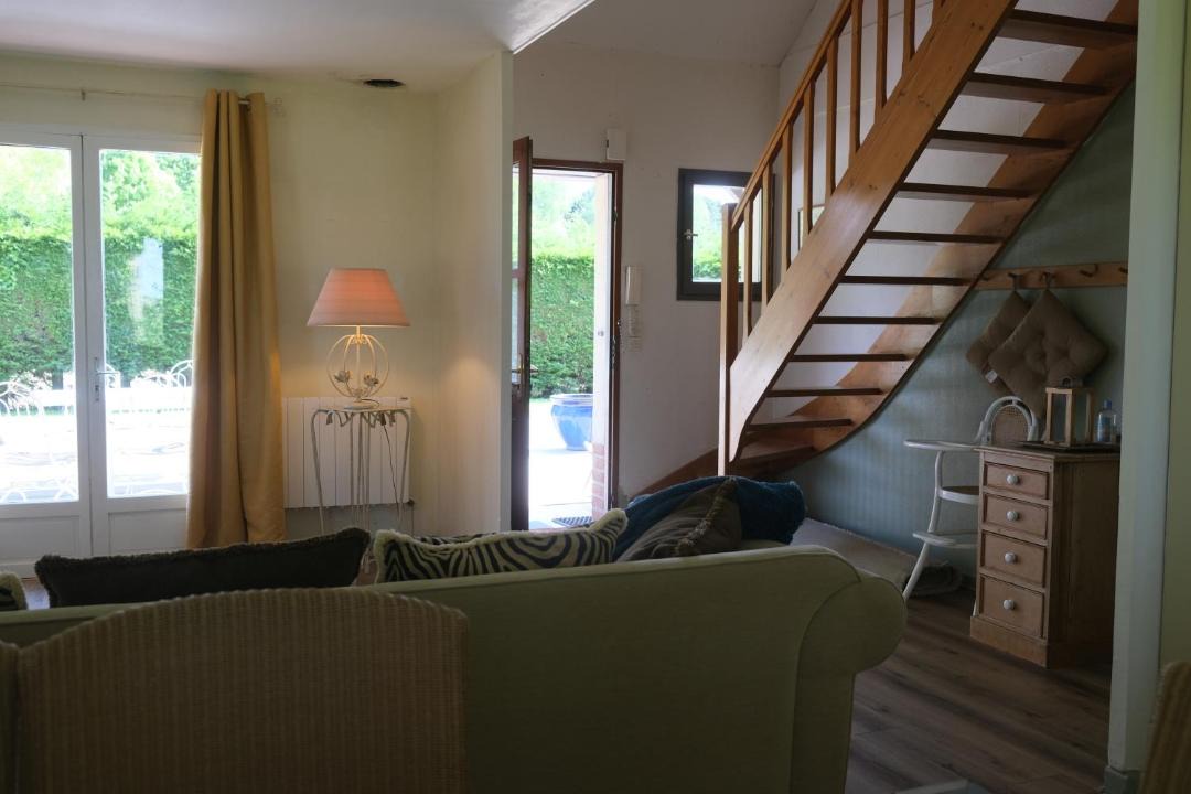 Photo of Livingroom in Saint-Quentin-en-Tourmont