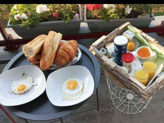 Photo of Others in Huppy