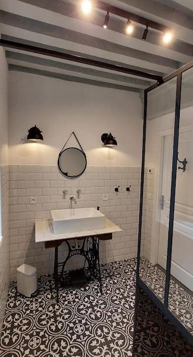 Photo of Others in Limanton