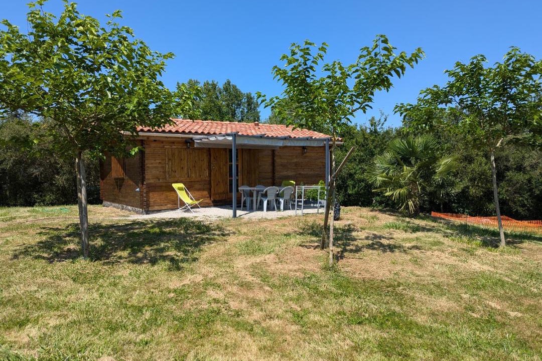 Photo of Buildings in Tanus