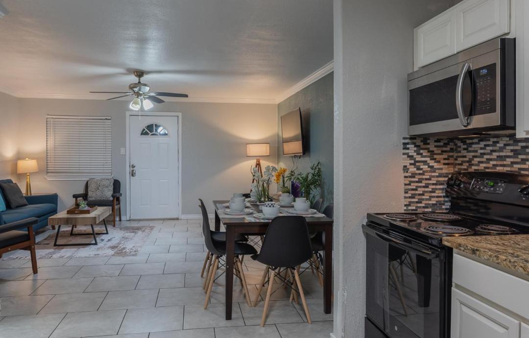Photo of Kitchen in Mahncke Park