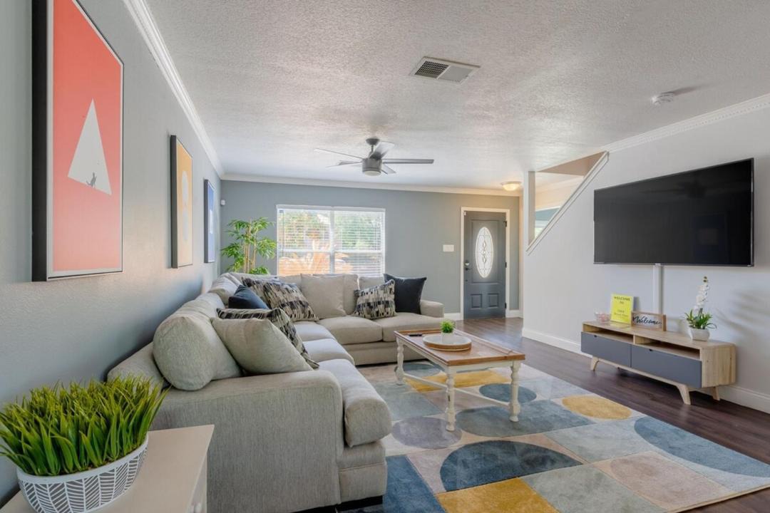 Photo of Livingroom in West San Antonio