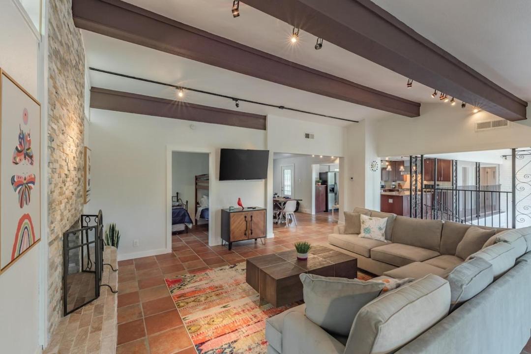 Photo of Livingroom in Wetmore