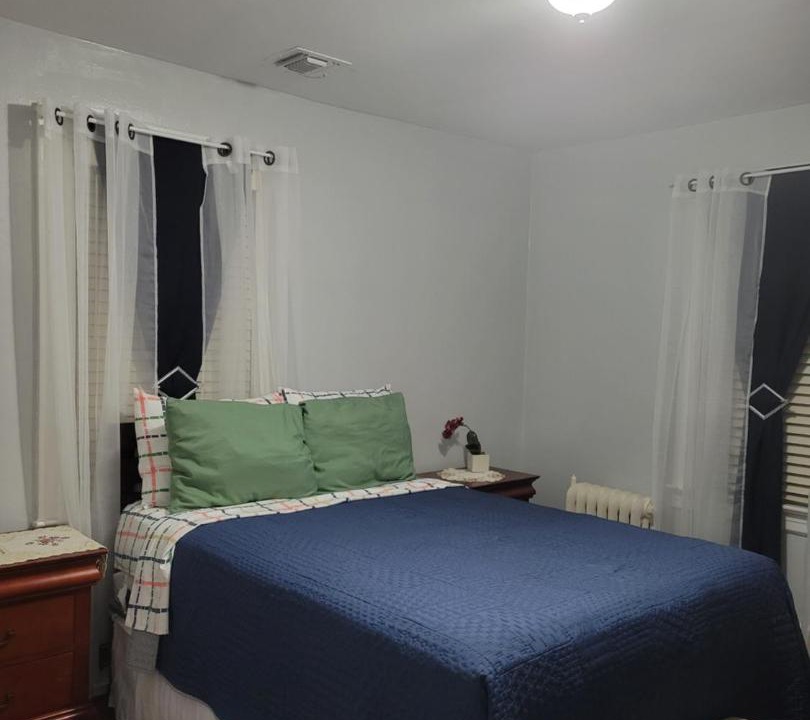 Photo of Bedroom in Roselle