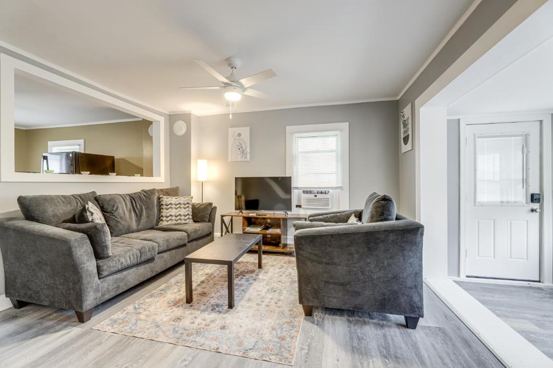 Photo of Livingroom in Easthampton