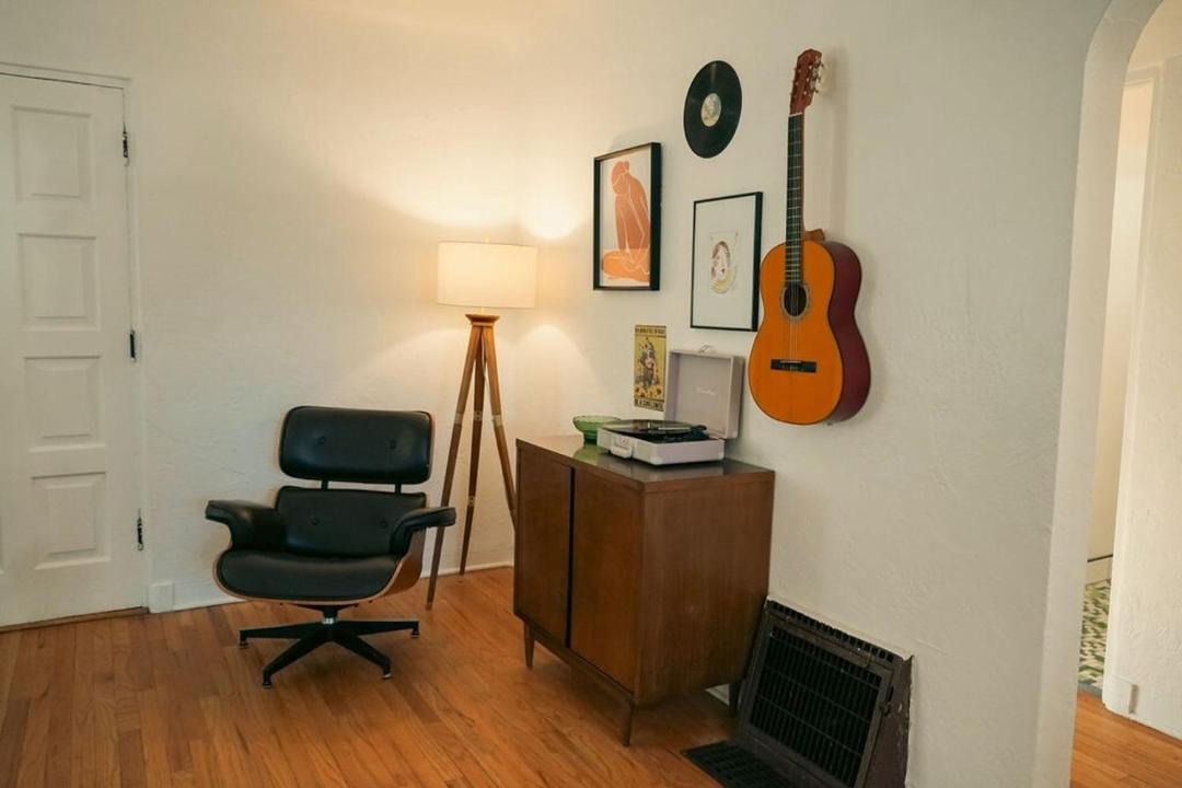 Photo of Livingroom in Nob Hill
