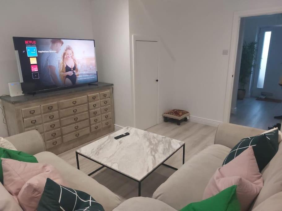 Photo of Livingroom in Singlewell