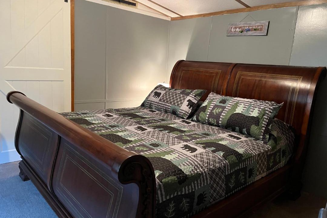 Photo of Bedroom in Lackey Hill