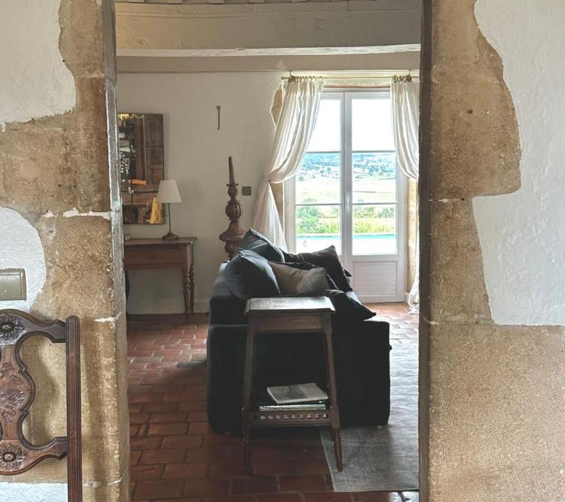 Photo of Livingroom in Saint-Julien-de-Civry