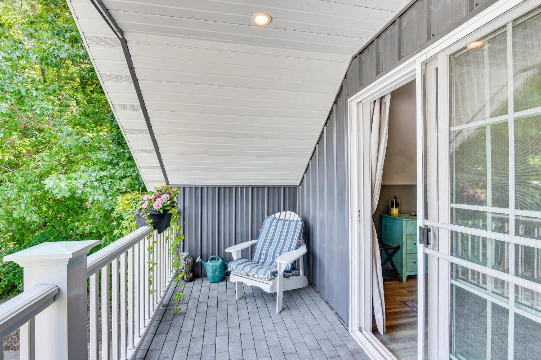 Photo of Patio Balcony in Benton Harbor