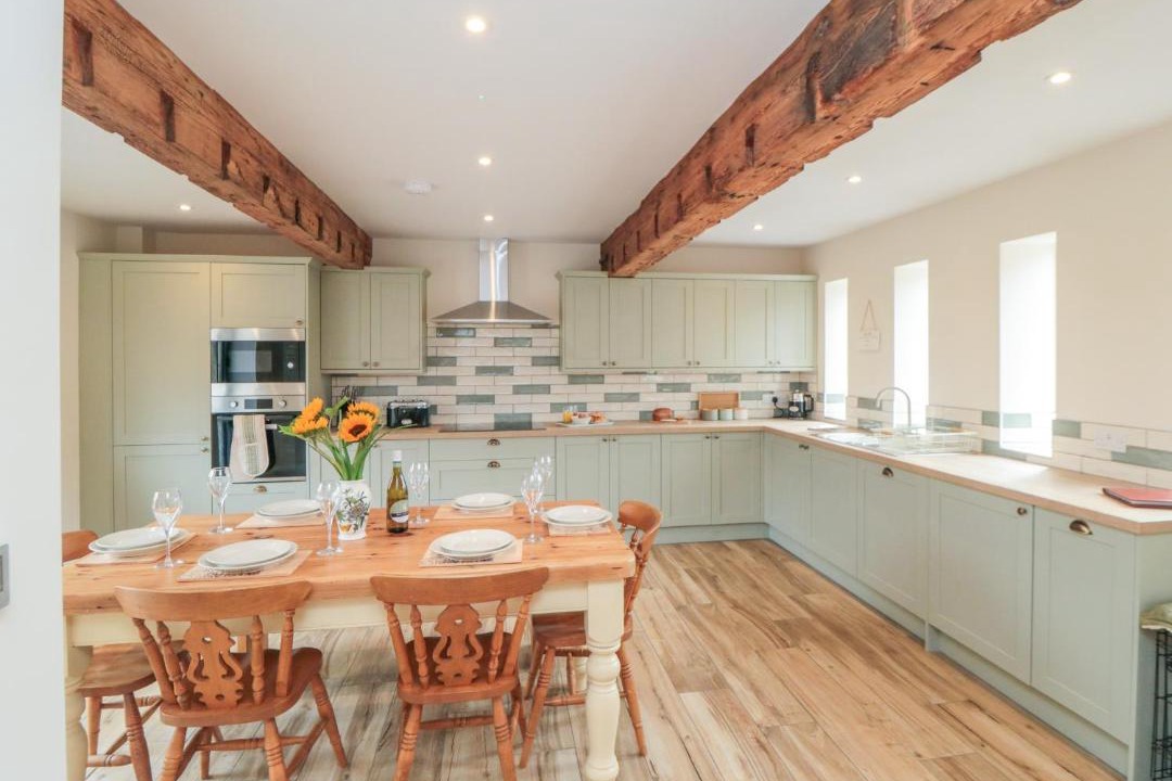 Photo of Others in Holme