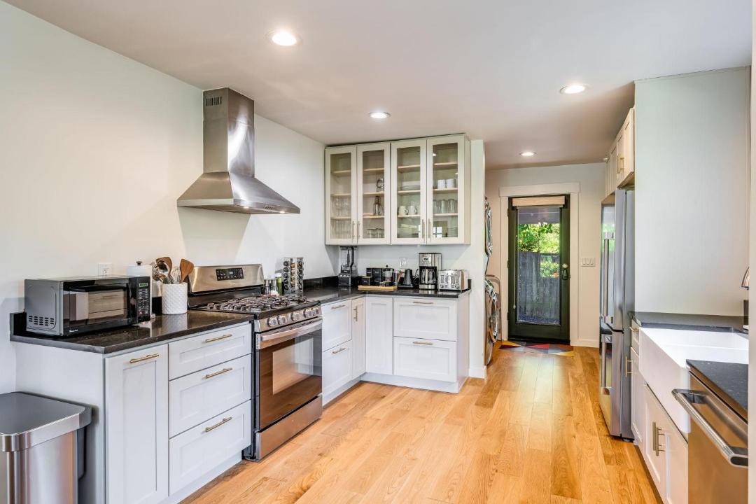 Photo of Kitchen in North Beach/Blue Ridge