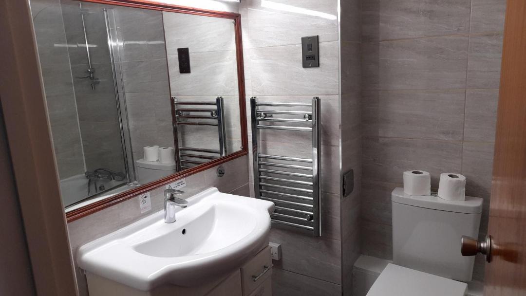 Photo of Bathroom in London Borough of Hounslow