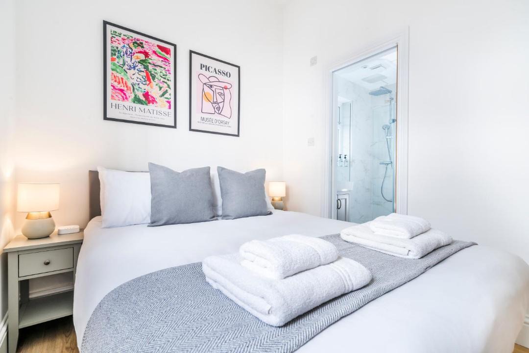 Photo of Bedroom in Sutton West