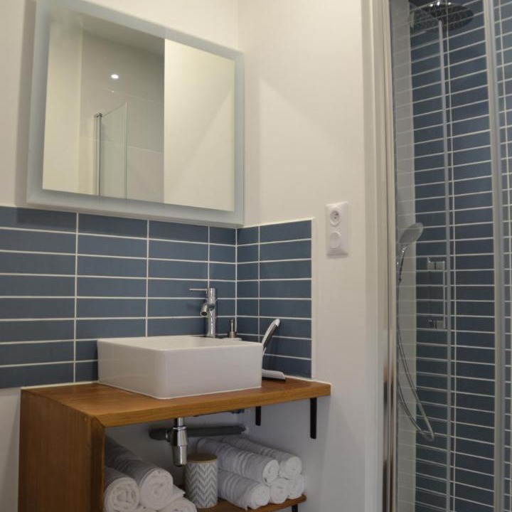 Photo of Bathroom in Neron