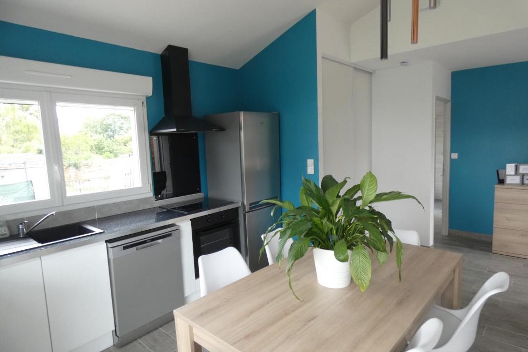 Photo of Others in Commentry