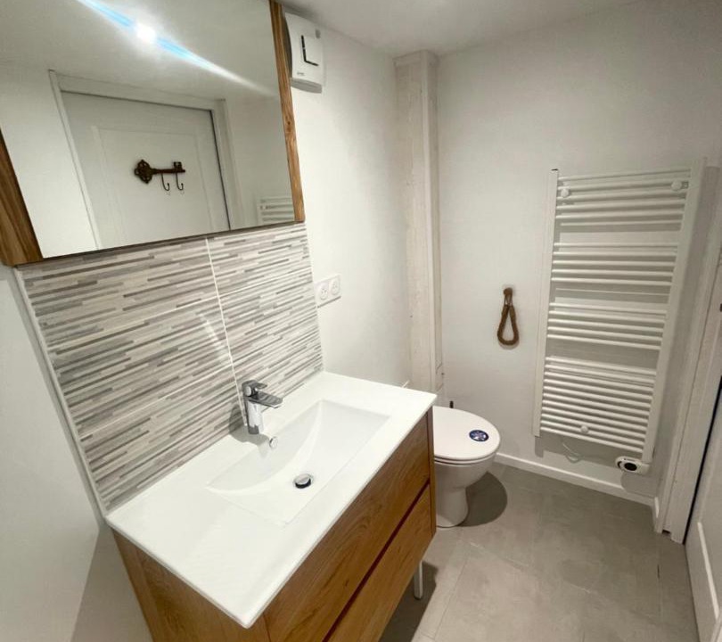 Photo of Bathroom in Saint-Come-de-Fresne