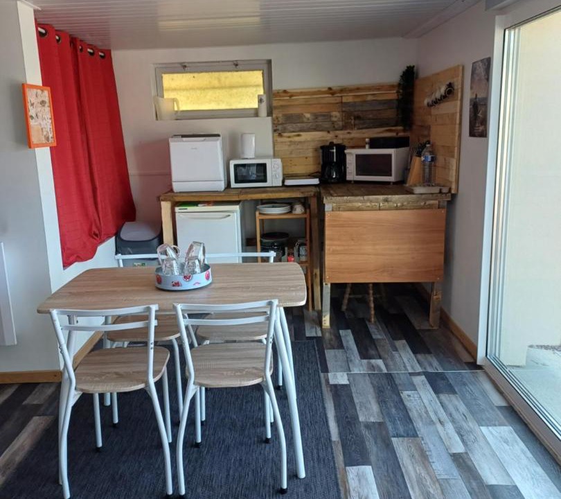 Photo of Others in Thaon